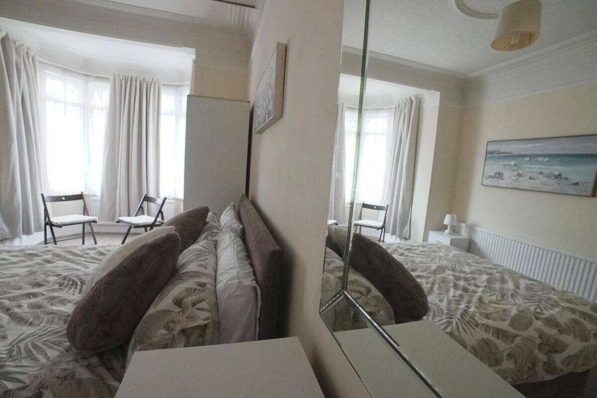 Silverdale House Southend-on-Sea Room photo